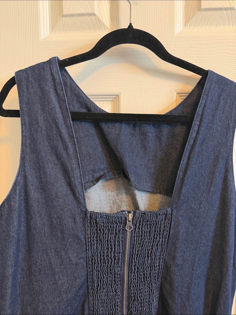 Women’s Sleeveless Dark Blue Denim Dress W/pockets - Picture 8 of 9